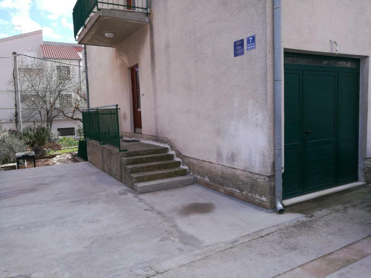Apartman Jadric Трогир Экстерьер фото